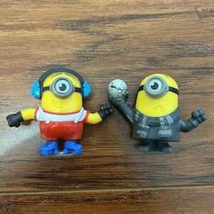 Set of 2 Happy Meal McDonald’s Minions 2” Toys Action Figures